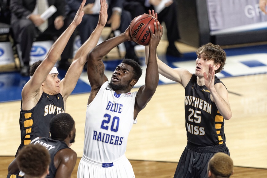 Blue Raiders Hold Off Late Southern Miss Rally