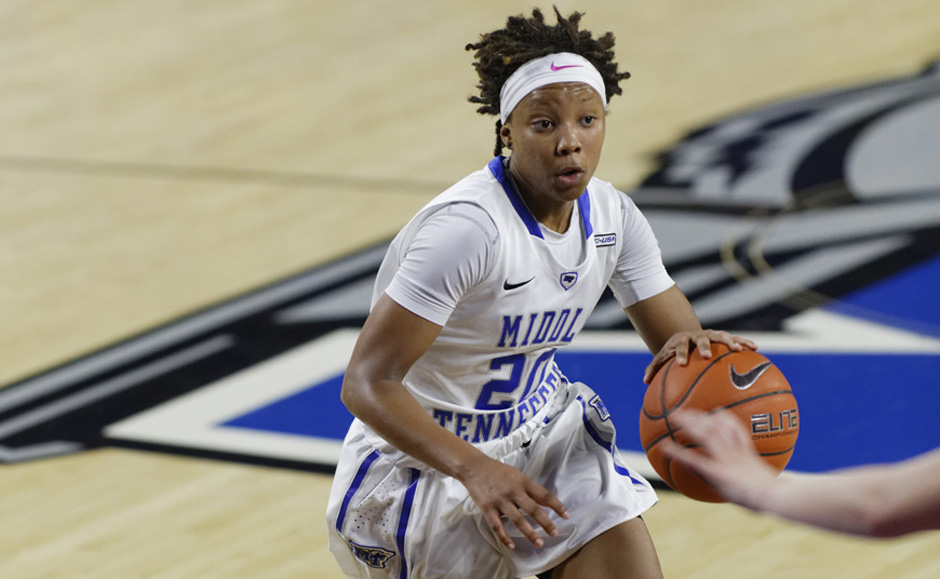 Blue Raiders Fly By The Cardinals to Advance in WNIT