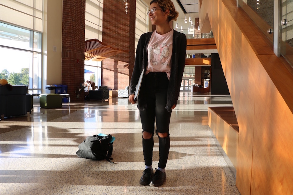 Kiara Skinner discusses her style inspiration on MTSU's campus in Murfreesboro, Tenn. on Tuesday, October 4, 2016. (MTSU Sidelines/ Aliyah Lyons)