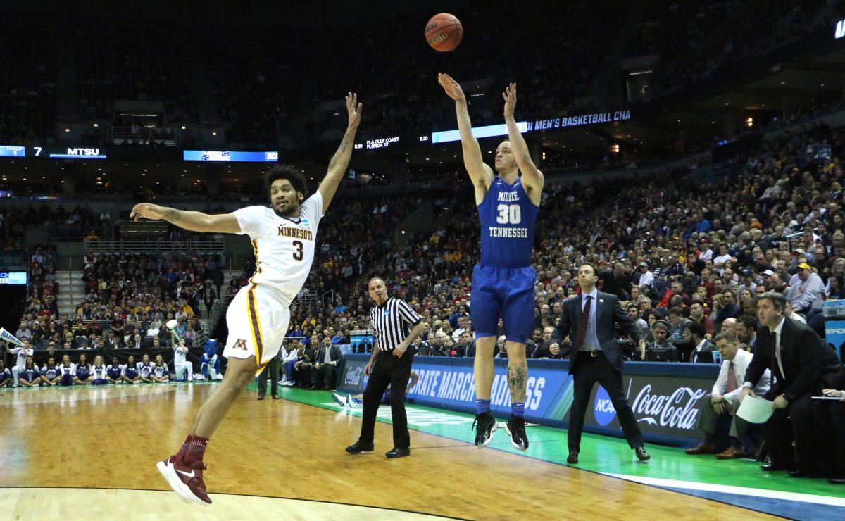 Reggie Upshaw knocks down a 3-pointer in an NCAA Tournament first-round game against Minnesota in Milwaukee, WI on March 16, 2017. (MTSU Sidelines/Tyler Lamb)