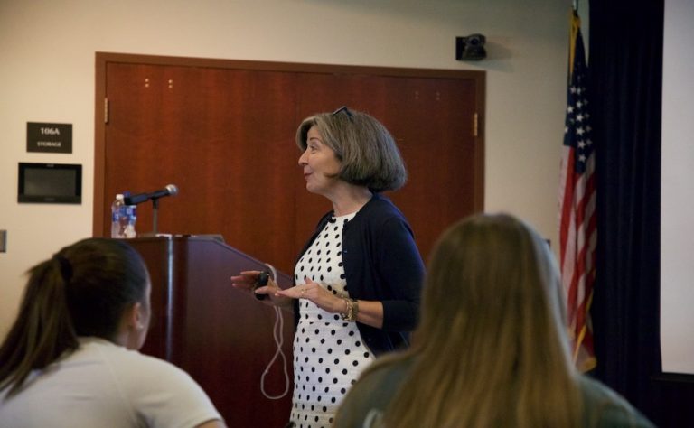 Nashville Public Schools Coordinator Debra Hopkins discusses accelerated learning techniques at Honors Lecture Series