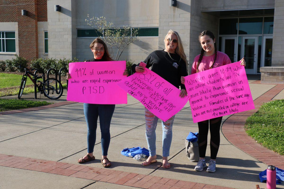 MTSUSidelines_WalkAMileInHerHeels_SavannahMeade