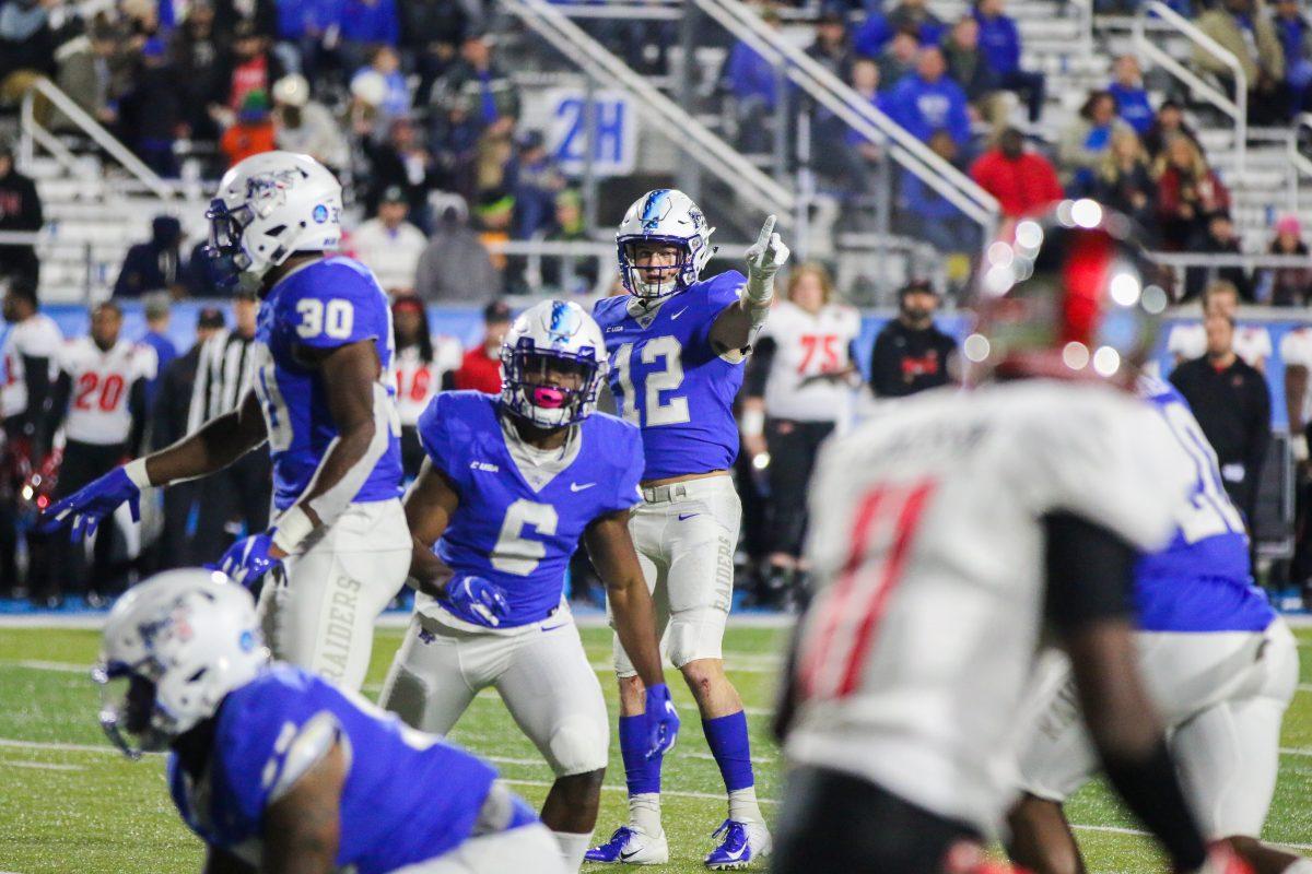 Reed Blankenship commands the defense and sets them up in position on Nov. 2, 2018, in Floyd Stadium.