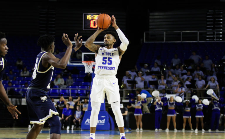 Men’s Basketball: Blue Raiders hold off late comeback by Charleston Southern at home