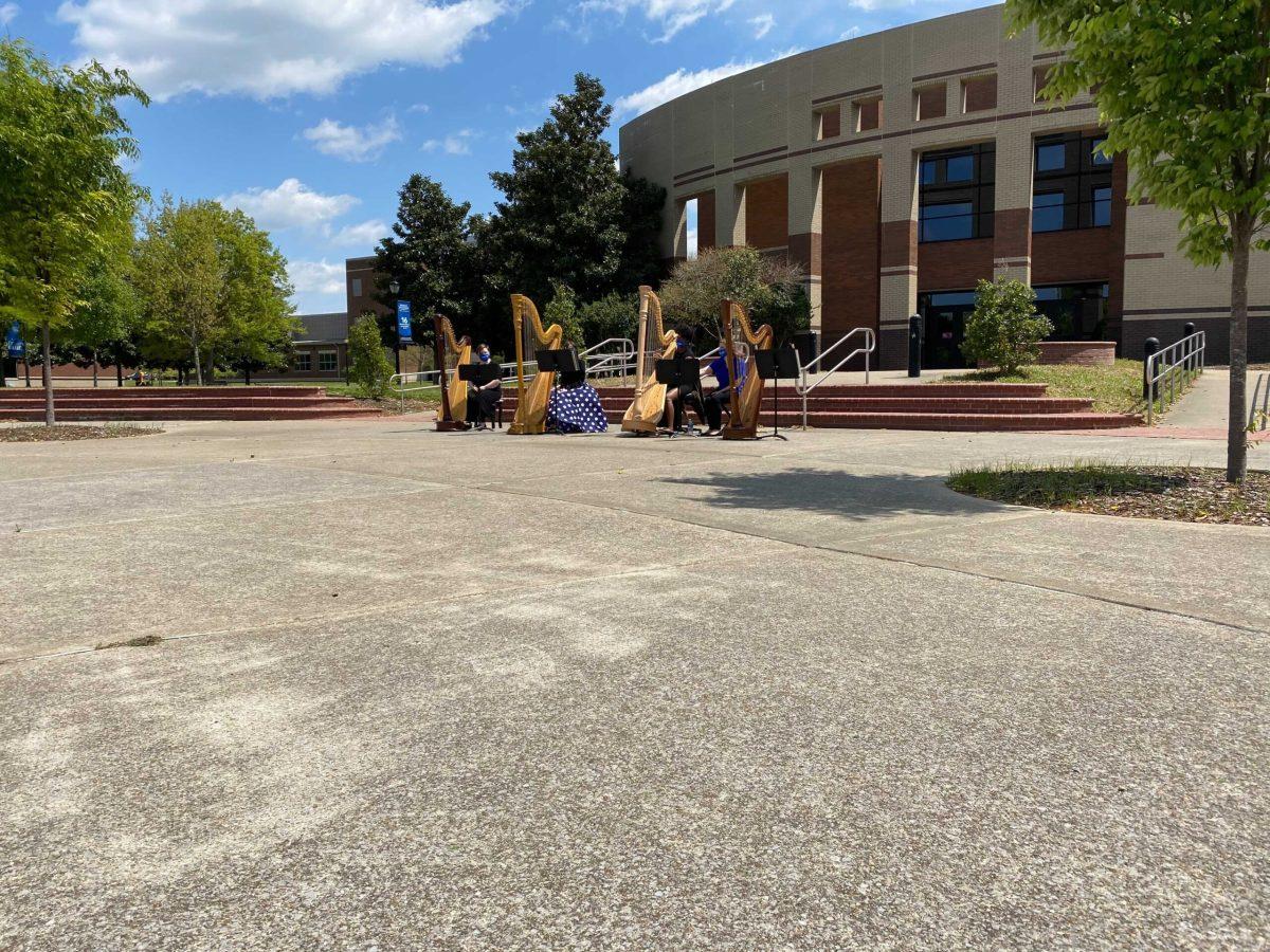 MTSU Harp Studio Pop-Up Concert