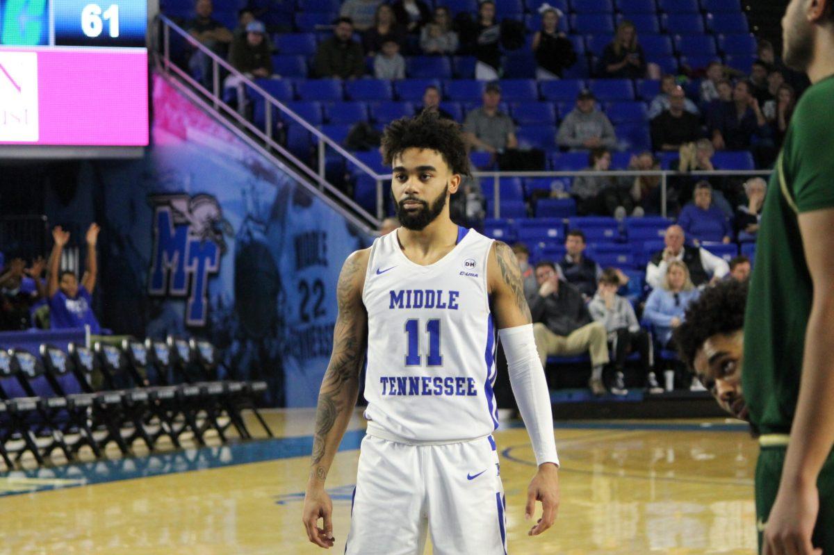 Josh Jefferson lines up for two free throws against Charlotte. 