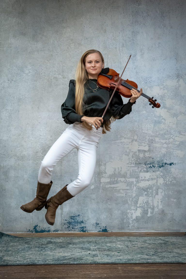 Photo Gallery: MTSU Alum and Professional Dancing Fiddle Player Hillary ...