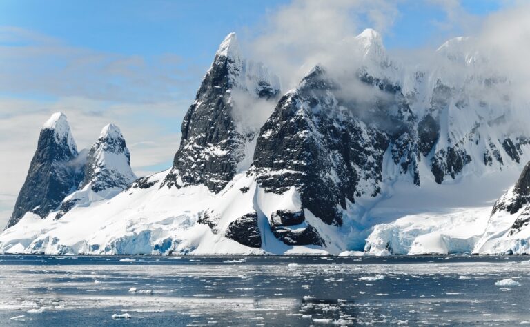Temperatures Rise in Antarctica to an Alarming Degree