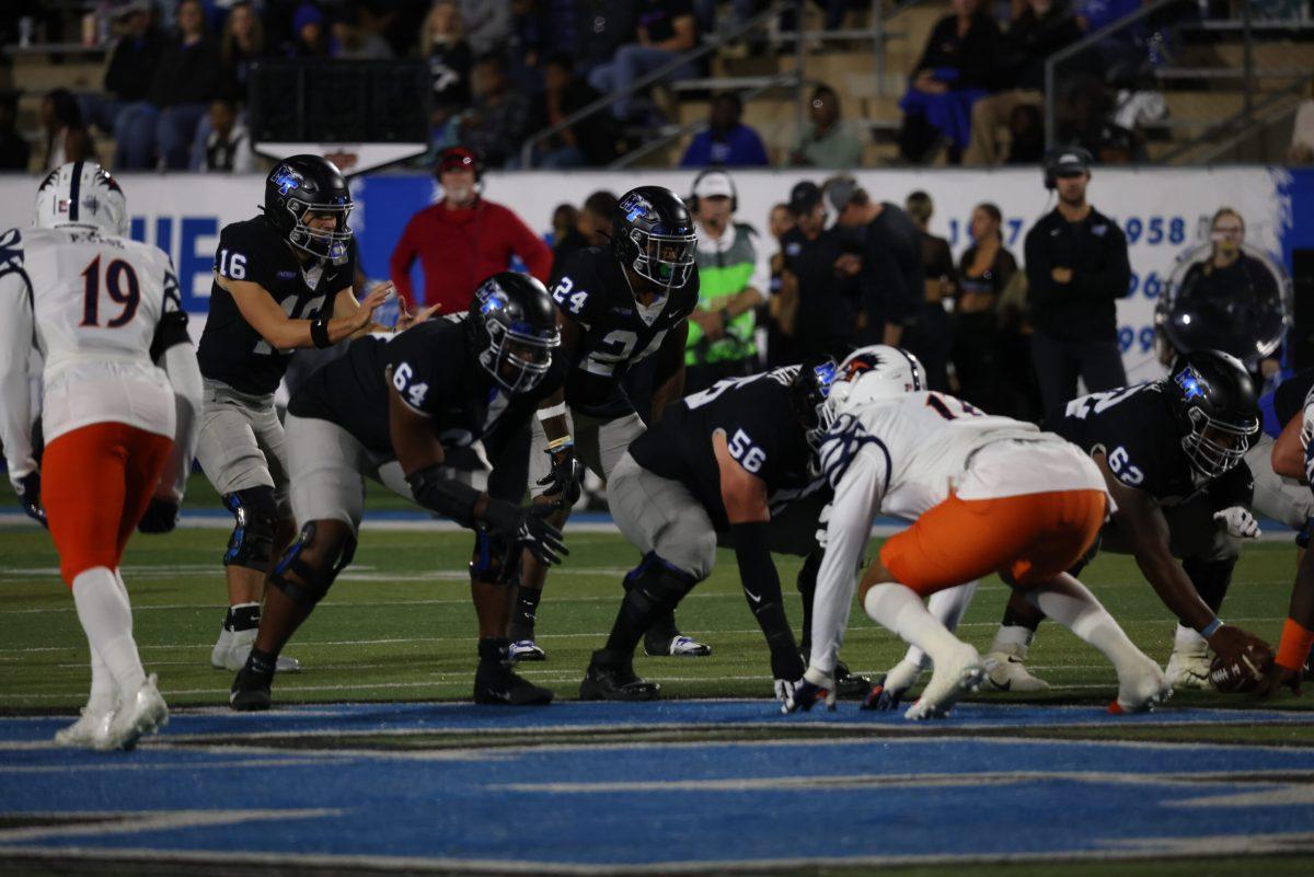 MTSU gets set to run a play. Photo by Bill Lickman. 