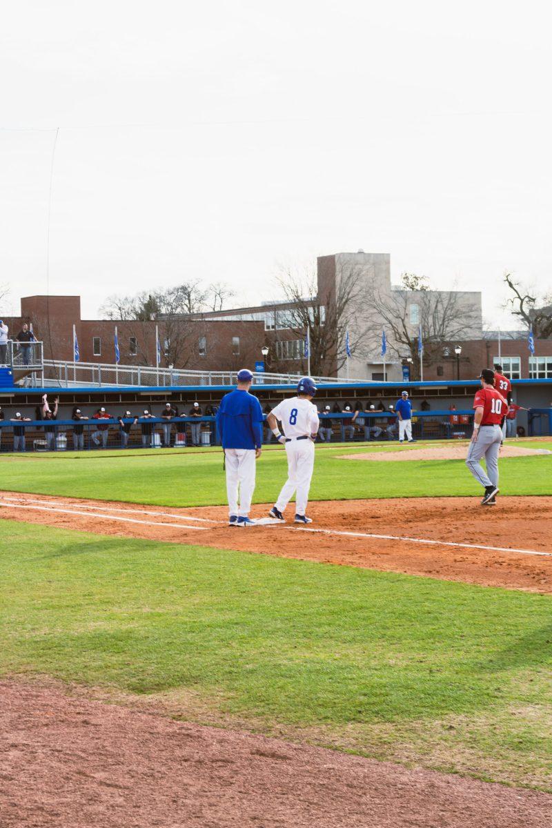 MTSU freshman Gabe Jennings stands on first base in MTSU's 8-3 win over SEMO. (Photo bu Reggie Johnson)