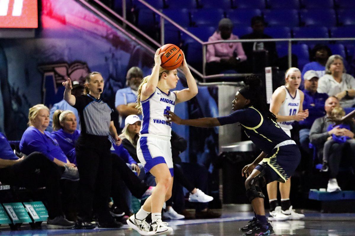 MTSU's Savannah Wheeler surveys the court. (Photo by Luke Larkin)