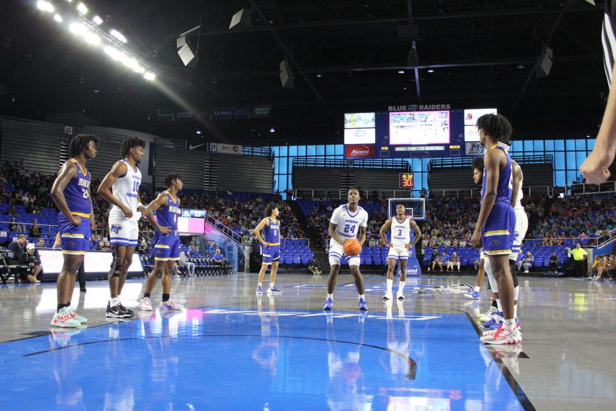 MTSU guard Camryn Weston attempts a free throw. (Photo by Calvin White)