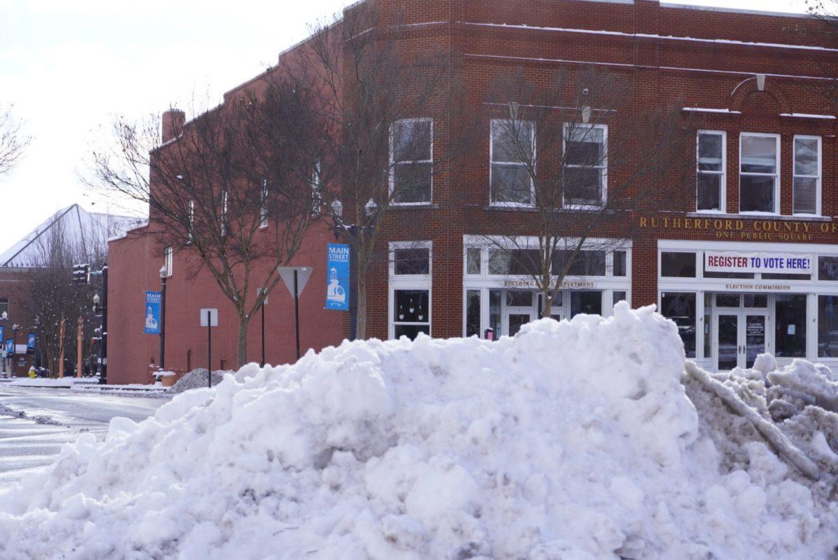 The square in Murfreesboro, Tennessee is covered in snow on Jan. 17, 2024. (Photo Destiny Mizell)