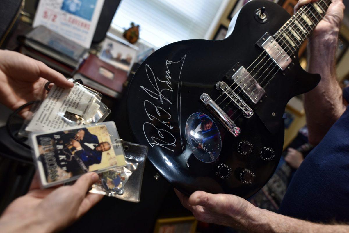 Jiffy Burger owner David Pennington's signed B.B. King guitar. (Taken by Skylar Wendell, MTSU Sidelines)