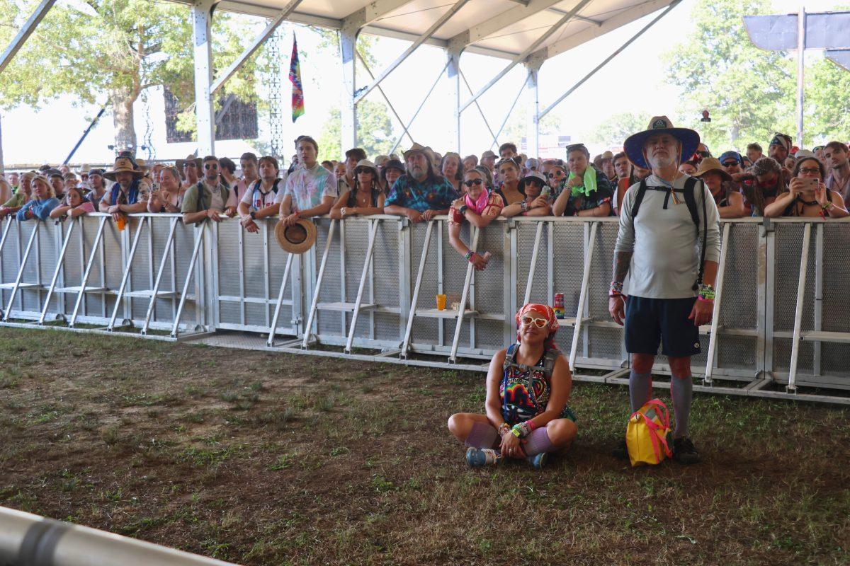 Fans watch Ocie Elliott perform inside This Tent at Bonnaroo Music & Arts Festival in Manchester, Tennessee, on June 13, 2024. (photo by Skyler Wendell/MTSU Seigenthaler News Service)