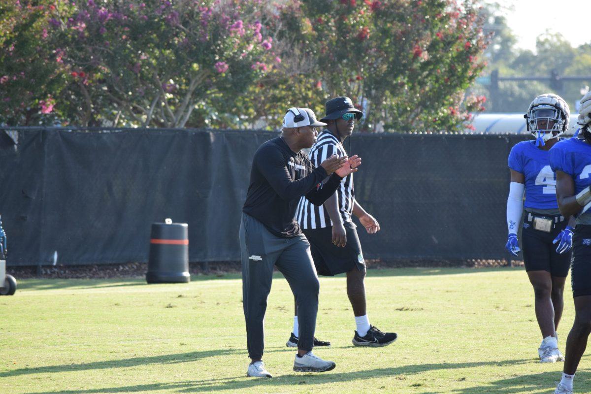 MTSU assistant head coach/defensive coordinator coaching up his defense in fall camp, 8-9-2024. (Photo by Brett Walker)