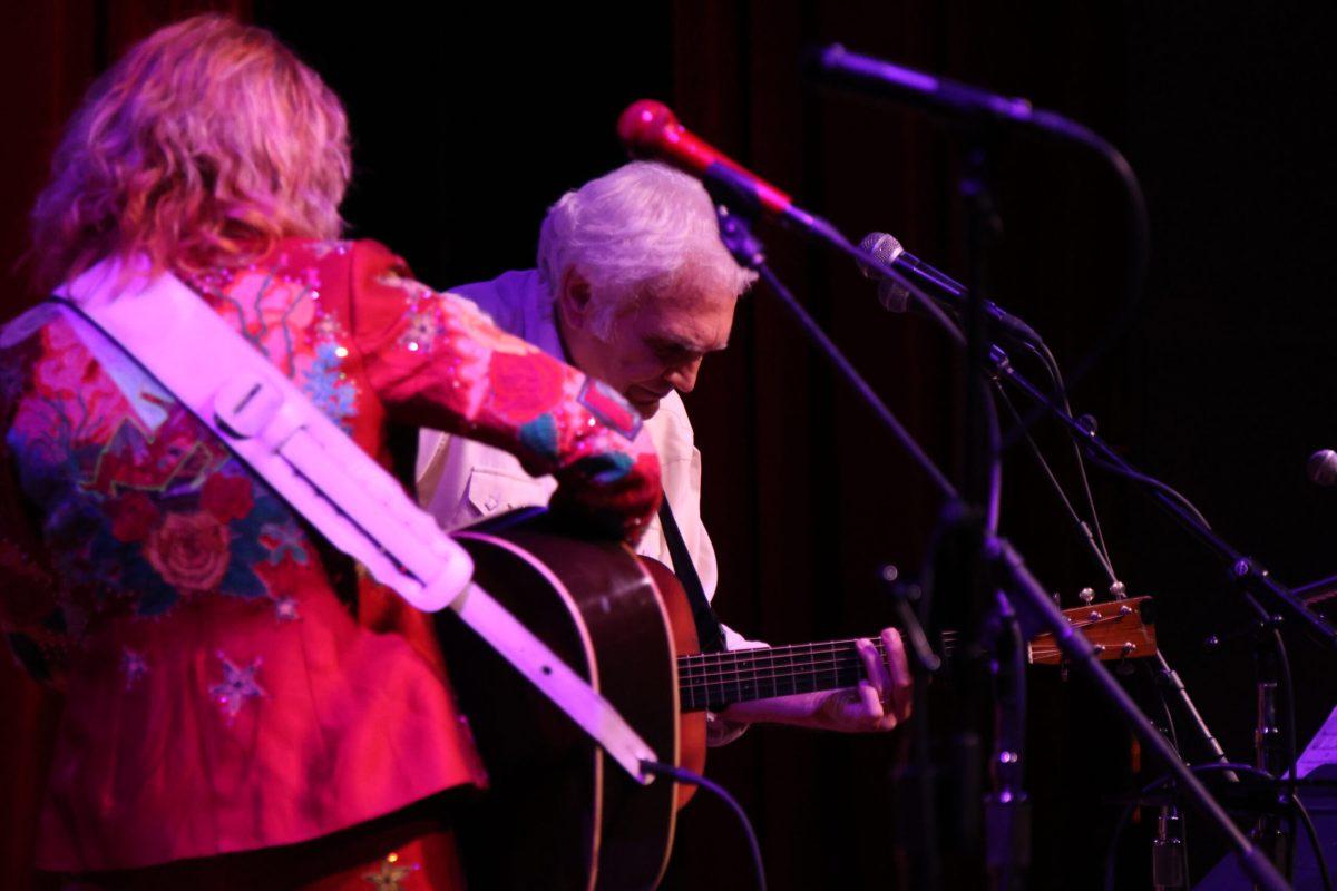 Verlon Thompson and Jaimee Harris share the stage at City Winery on Sept. 17 in Nashville, Tennessee. (Photo by Noah McLane)