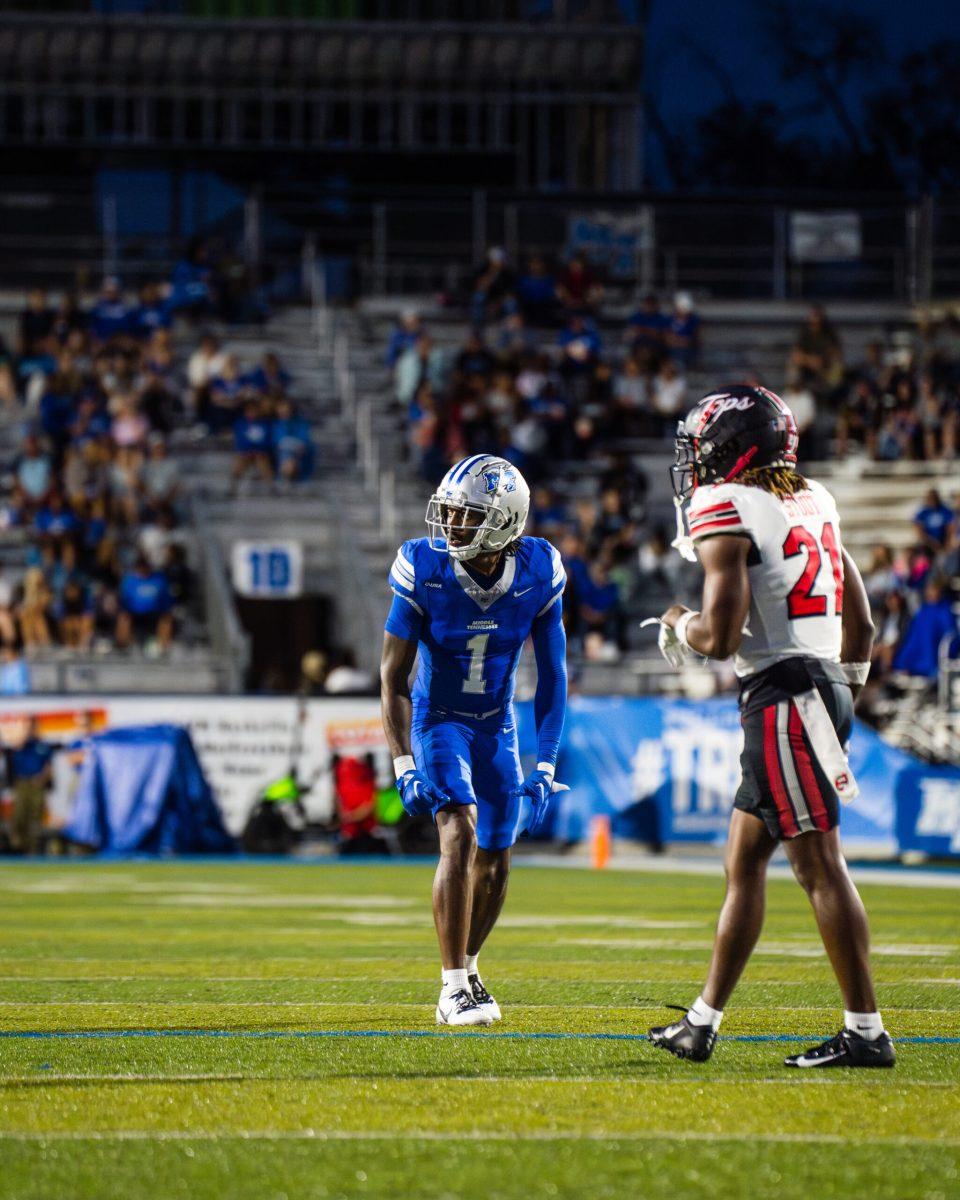 Omari Kelly lines up against Western Kentucky, 9-14-2024. (Photo by Myles Valrie)