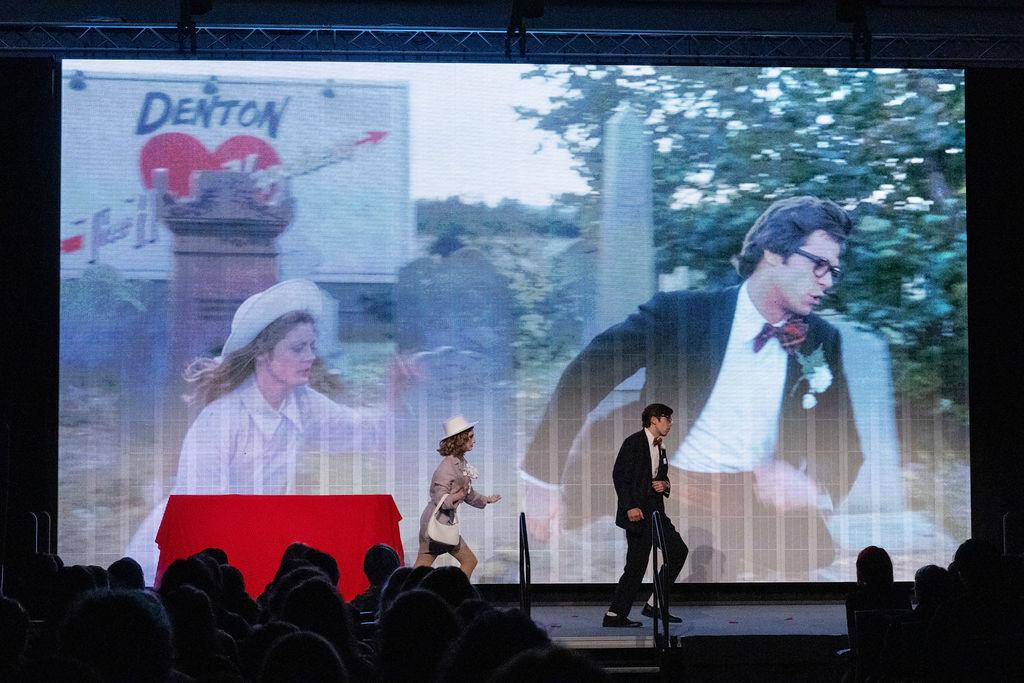 Janet and Brad mimic the scene behind them in Murfreesboro, Tennessee on Oct. 18, 2024. (Photo by Sam McIntyre)