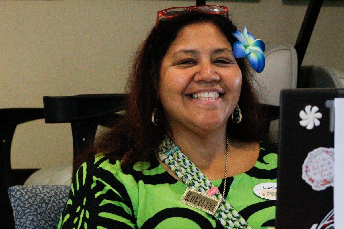 Loklani Tangaro helps at the Organize TN Election Protection Hub in the Honor's College building on Nov. 5.