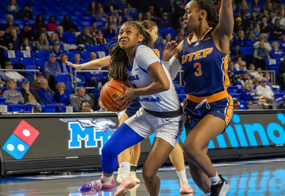 Courtney Blakely drives in for the lay-up against UTEP at Murphy Center on March 1, 2025.