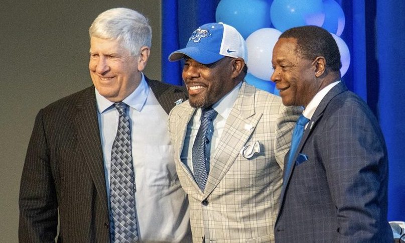 Chris Massaro (left) stands with head MTSU football coach Derek Mason (middle) and university president Sidney McPhee (right) during Mason's introductory press conference at the MTSU Student Union on Dec. 6, 2023.