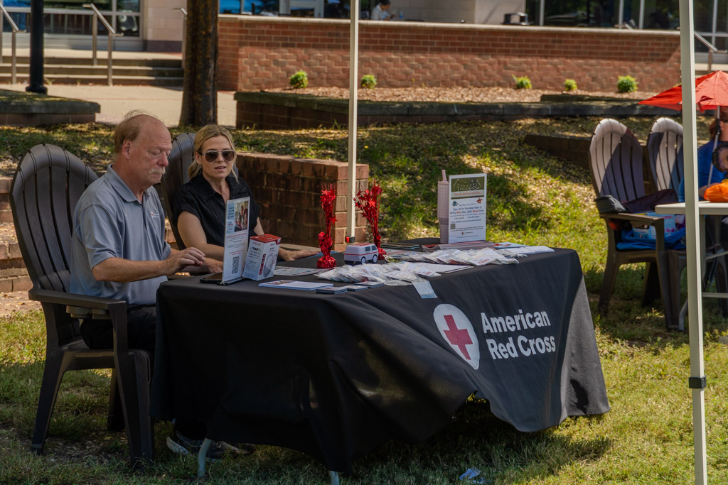 Representatives from the American Red Cross attend the MTSU V olunteer
Fair in Murfreesboro, Tennessee on Tuesday afternoon, Sept. 30, 2025