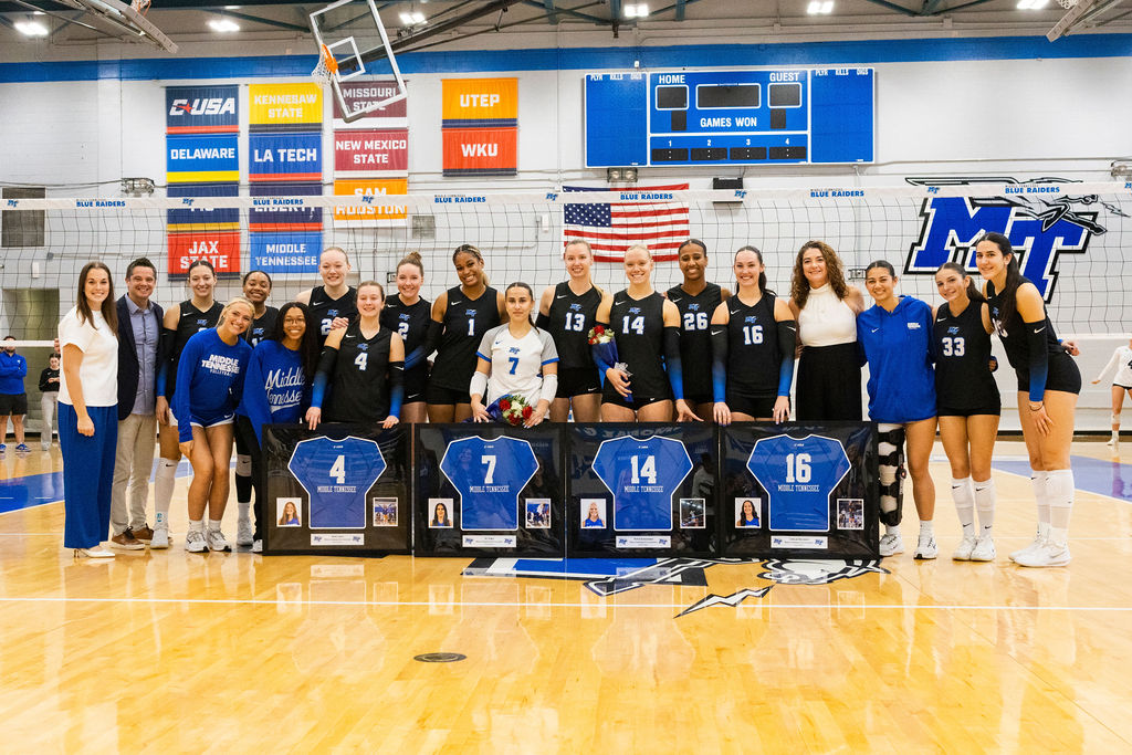 MTSU volleyball lines up with the senior class pregame before the final match against Missouri State on Nov. 15, 2025.
