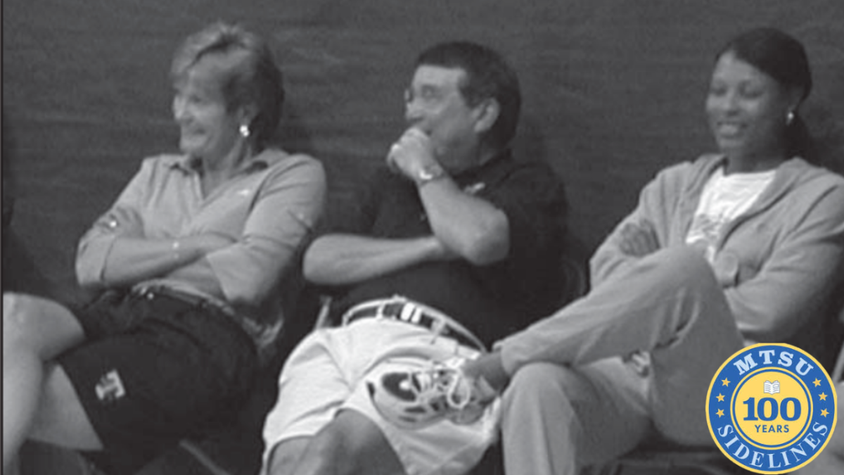 MTSU head coach Rick Insell sits alongside former University of Tennessee head coach Pat Summitt and assistant coach Nikki Caldwell. 