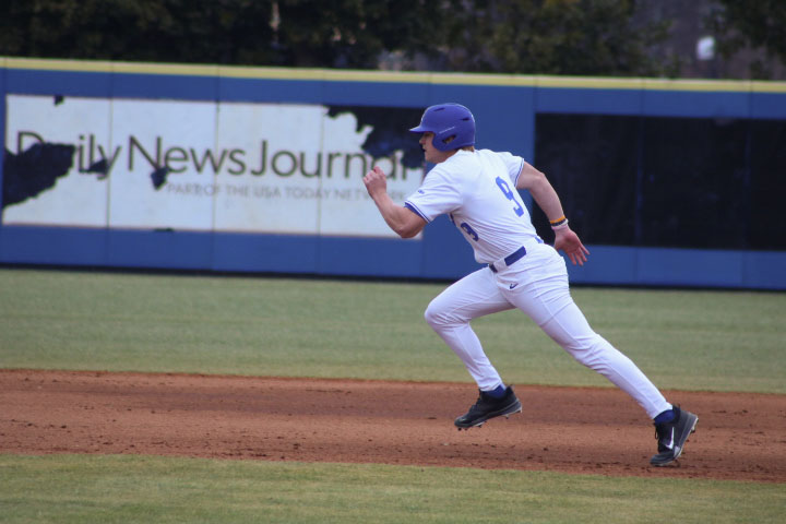 MTSU outfielder,  Owen Nowak, running from first to second against the Bellarmine Knights at the Reese Smith Jr. Field on Feb. 14, 2026. 