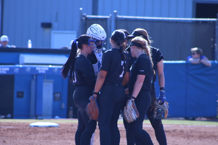 MTSU huddled on the mound during the game against the University of Akron at Blue Raider Softball Field on Feb. 28, 2026. 
